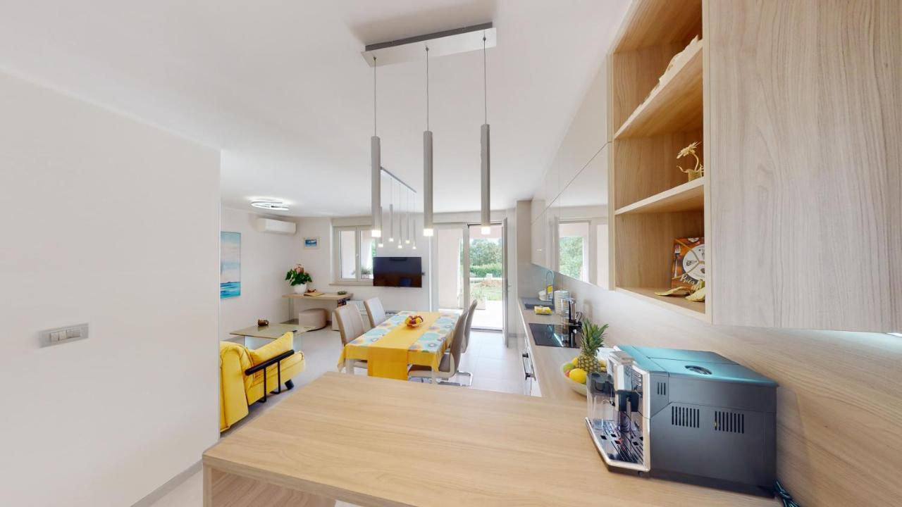 Design Apartment Emerald Viskovo Buitenkant foto