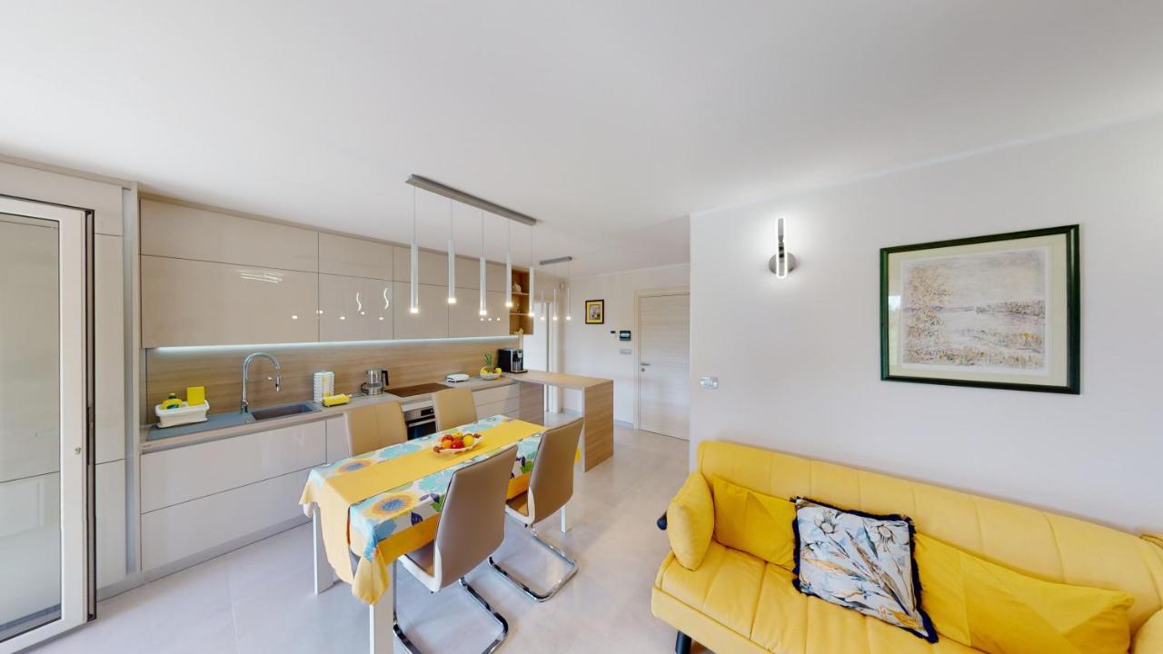 Design Apartment Emerald Viskovo Buitenkant foto